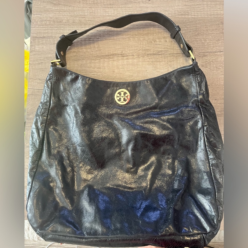 Tory Burch Black distressed leather shoulder hobo bag